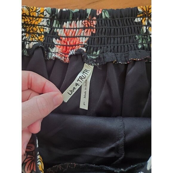 Live 4 Truth Shorts W/overlay maxi Women's Size L Black Floral Pattern NWT - Picture 5 of 8